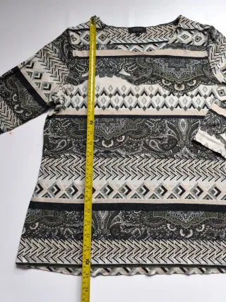 Camiseta ANTEA manga larga estampada