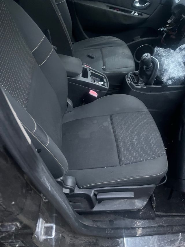 Despiece Renault Scenic 3 año 2010