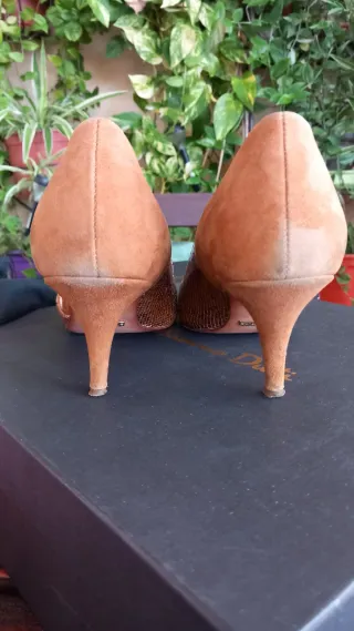 Zapatos salón Massimo Dutti Talla 39 Piel Tacón