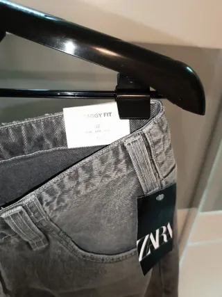 Pantalón Zara Baggy Gris