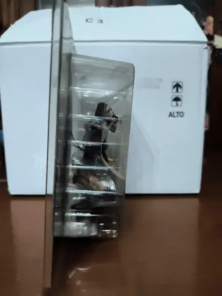 Action Figure Mezco Attack of the Living Dead Zomb