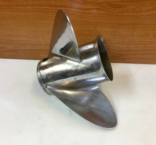 Hélice Quicksilver Laser II Inox Paso 21