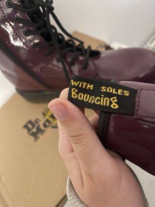 Botas Dr. Martens burdeos charol mod. 1460 Patent