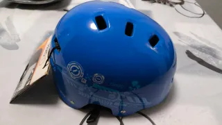 Casco Azul Patinete/Bici/Skate Talla M