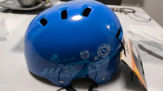 Casco Azul Patinete/Bici/Skate Talla M