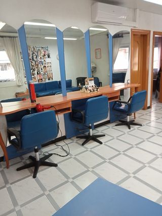 Mobiliario Peluquería Completo