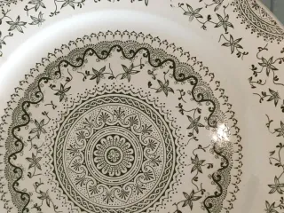 Piatto da dolce in ceramica decorato