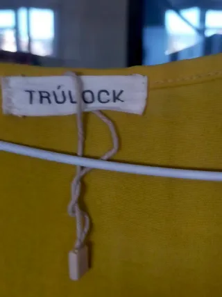 Blusa amarilla Trulock