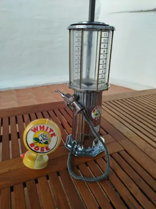 Surtidor Gasolina Vintage White Rose Colección