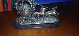 Scultura Carrozza con Cavalli Argentata