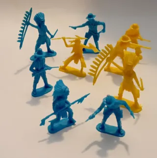 Nove soldatini azzurri/gialli