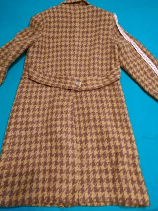 Abrigo estampado marrón y ocre