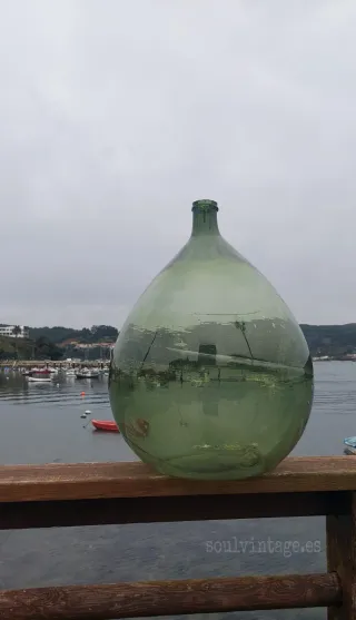 Antigua Damajuana Gran tamaño