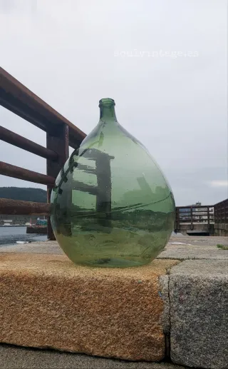 Antigua Damajuana Gran tamaño