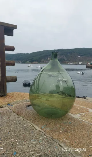 Antigua Damajuana Gran tamaño