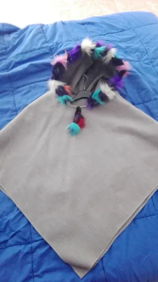 URGE!!Poncho/capa Nuevo