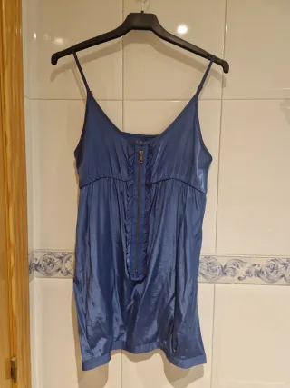 Blusa tirantes seda azul con cremallera,