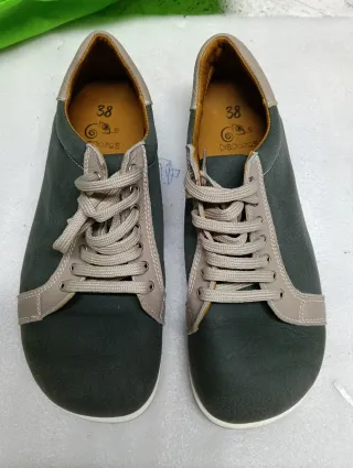 Zapatillas Dispares Talla 38