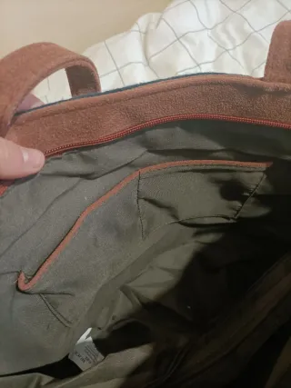 Bolso estilo étnico con plumas