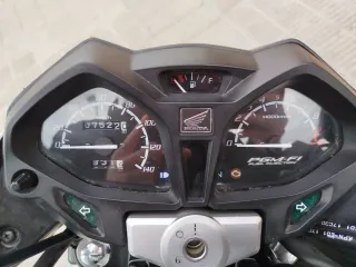 Honda CB125F 2017 Blanca con 7.500 km