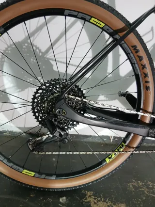 MTB BERRIA Bravo pro 9 in carbonio