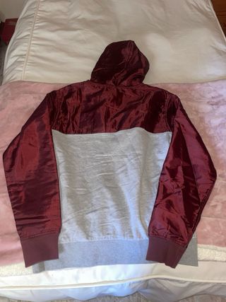 Sudadera Pull&Bear Gris y Roja Talla L