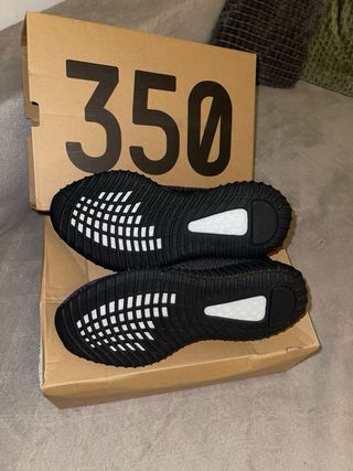 Adidas Yeezy 350 Boost V2 Negras Unisex