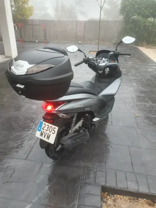 Honda PCX 2012 - ¡Solo 5200 km!