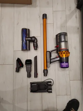 Dyson V15 - Ottime condizioni