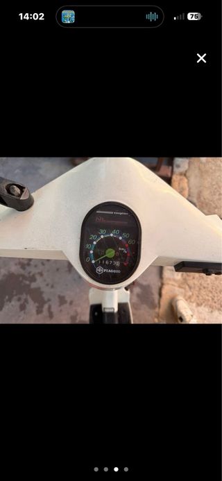 Vespino con documentación y matrícula amarilla