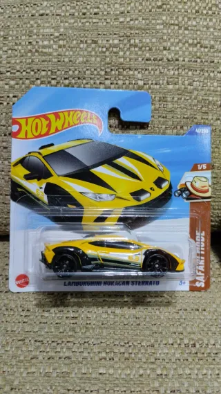 Hot Wheels Lamborghini Huracán Sterrato.