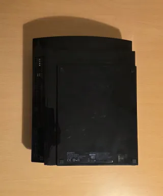 Playstation 3 Fat 80GB + Comando + Jogo