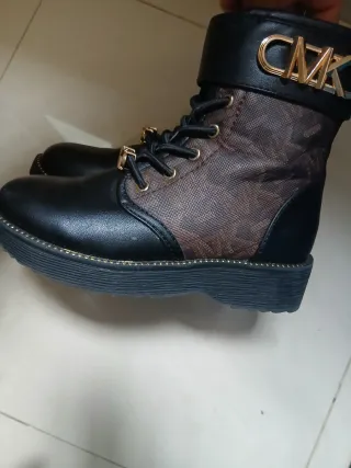 Botas Michael Kors niña negras y marron talla 29