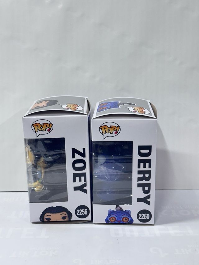 Funko Pop K-Pop Demon Hunters Zoey y Derpy