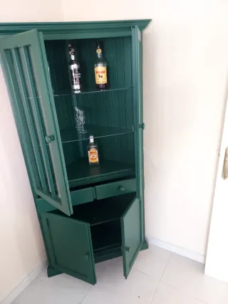 Mueble de esquina verde