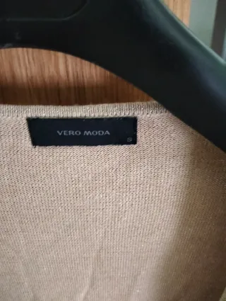 Chaqueta punto dorado Vero Moda talla S
