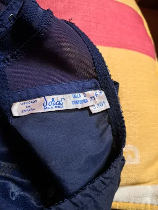 Sujetador azul de encaje