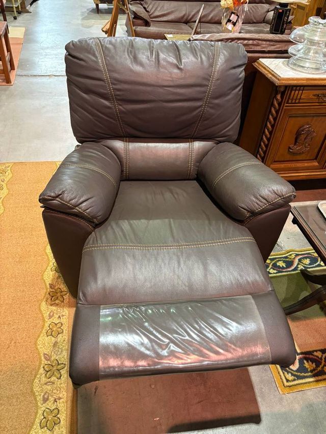 SILLÓN RECLINABLE