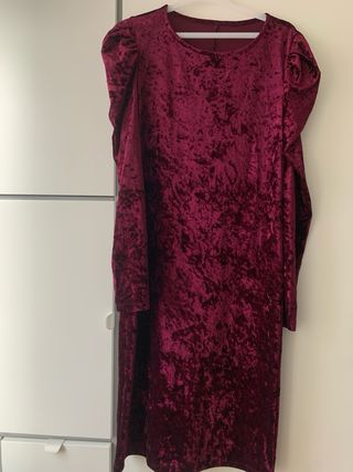 Vestido fiesta terciopelo color berenjena Talla 42