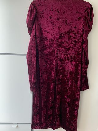 Vestido fiesta terciopelo color berenjena Talla 42