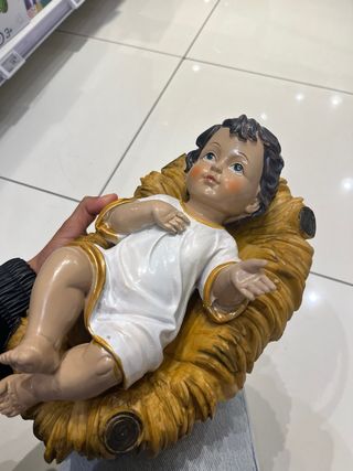 Statua Gesù Bambino con culla