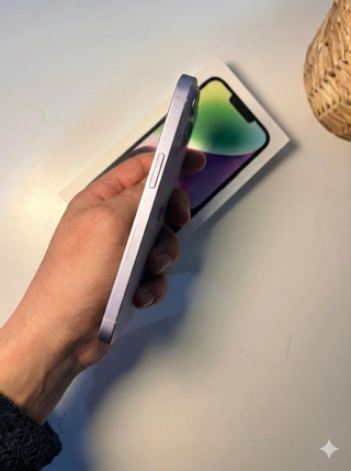 iPhone 14 Plus Lila Morado