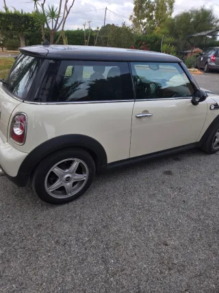 MINI One 1600cc 12 meses garantía