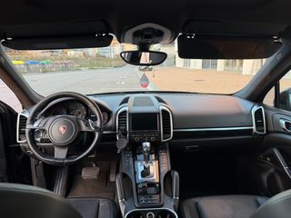 Porsche Cayenne 2010