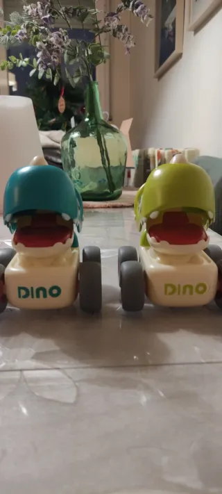 Cochecito de dinosaurio para niños