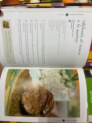 Cocinar con Inés y Simone Ortega. ￼