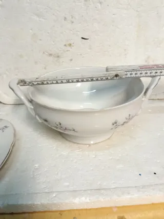 Zuppiera vintage porcellana fior di pesco