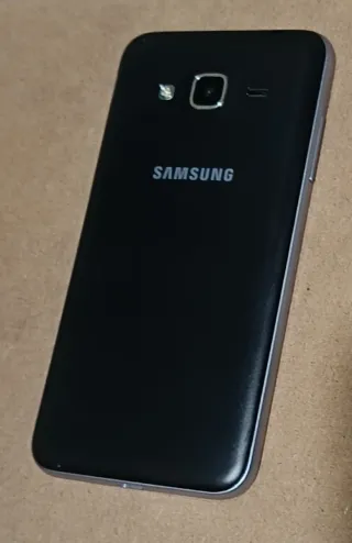 Samsung Galaxy J3 6 Nero. Nuovo da aprire