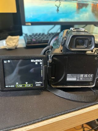 Cámara Nikon Coolpix P950 83x Zoom