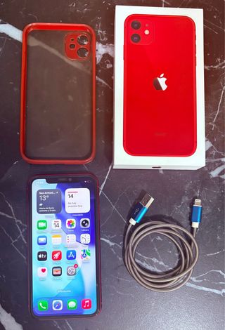 iPhone 11 in splendido colore rosso